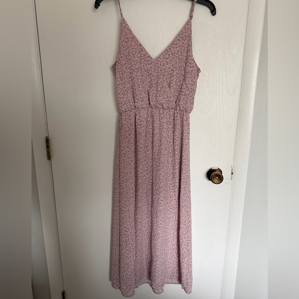 Sienna Sky Dusty Pink Floral V-Neck Midi Dress - Picture 2 of 3
